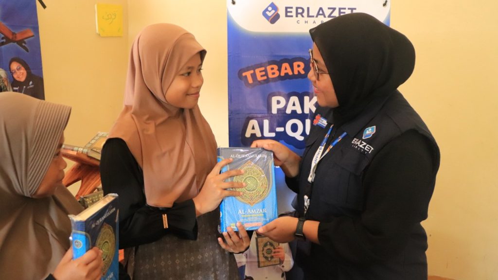 Penyaluran Wakaf Al Quran di Kabupaten Bogor