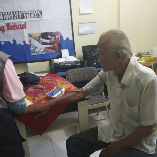Cek-Kesehatan-Kaum-dhuafa-2019-16.jpeg